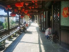 -丝绸小镇荻港古村