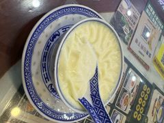 -广信牛奶甜品世家(台东店)