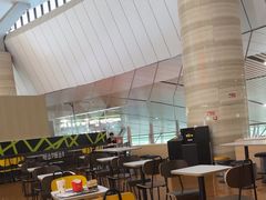 -麦当劳(鄂尔多斯机场店)