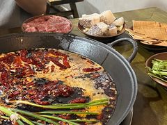 -黄潇洒老火锅(九眼桥宏济巷店)