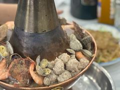 -一口猪海鲜浑锅·东北家常菜