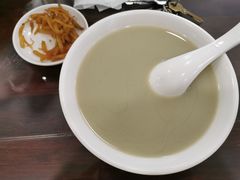 -聚德华天护国寺小吃(甜水园店)