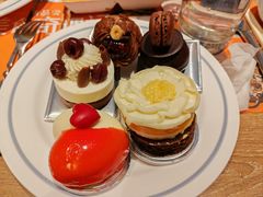 -咖啡苑自助餐厅·中国大饭店