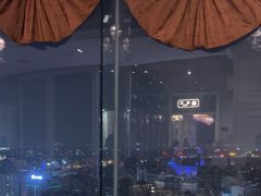 -荣誉国际酒店-云顶旋转餐厅