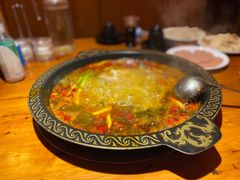 -三道苗苗鱼·美蛙黄辣丁(八里店)