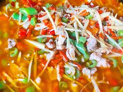 鲜锅兔-邱金小炒·30 年盐帮江湖菜(自贡店)