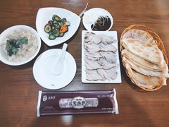 -李连贵熏肉大饼(中街盛京龙城店)