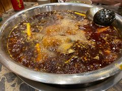 -肖肖酸萝卜鱼火锅(总店)