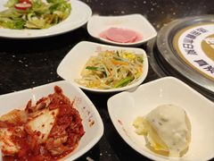 -木槿花韩式炭烤·熟成肉工坊(孙文东路店)