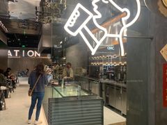 -喜茶(深圳万象城黑金店)