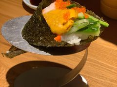 蟹肉海胆手卷-初居食屋日式料理(万象城购物中心店)