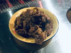 牛排肉-马路牙子地桌烤肉(工体店)