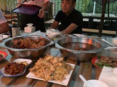 -聚首堂·特色小吃·肘子(什刹海德胜门店)