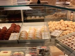 面包甜点陈列柜-珍糕兴(三林店)