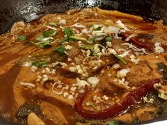 -万里闯关东铁锅炖菜馆(高新旗舰店)