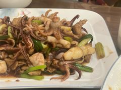 -洁神饭庄·海鲜·青岛菜·30年老字号(五四广场店)
