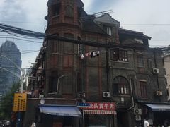 -梅记大块头爆鱼店(乍浦路店)