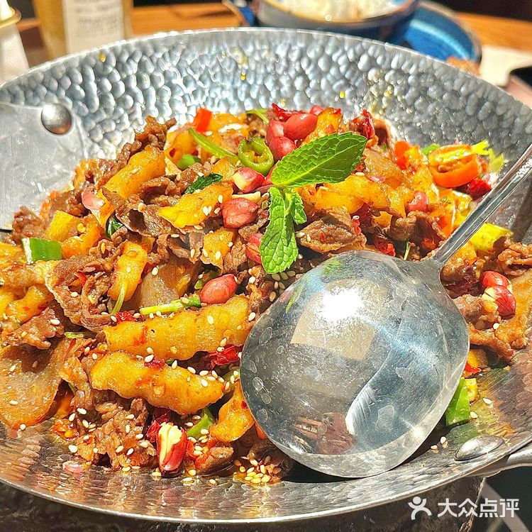 上海新晋排队王！贵州菜天花板💥贵Guui