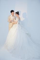 -雪中彩影婚纱摄影·微光艺术中心