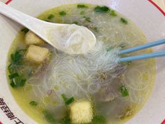 -小杨生煎(金山百联购物中心3楼店)