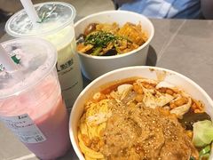 -W COLLECTIVE  DESSERT SHOP
