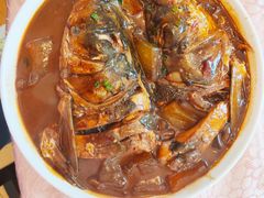 红烧连鱼头-益民农家乐