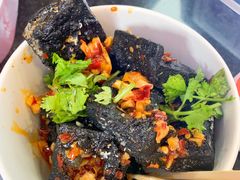 -黑色经典臭豆腐·湖南特产(步行街店)