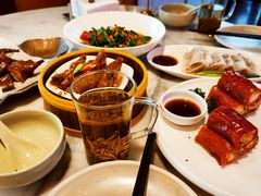 红米脆皮鲜虾肠-蝴蝶里·粤菜·点心(滨江龙湖店)
