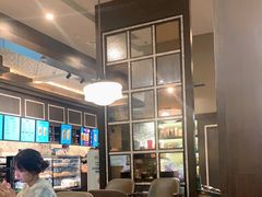 大堂-星巴克(杭州银泰城西一店)