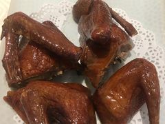 玻璃脆皮乳鸽-顺峰海鲜酒楼(省府店)