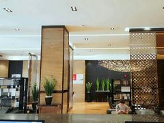 -武汉光谷广场杨家湾地铁站怡程酒店