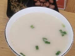 小鱼汤-阿达师傅鱼汤面