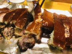 -东方之猪四更烤乳猪(金垦总店)