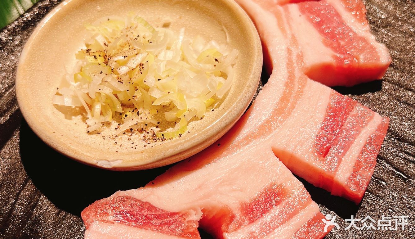 夜游798饿了怎么办 必须尝尝798之光关西烧肉常乐啊