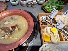 -阿婆情腊排骨火锅·野生菌季(古城旗舰店)