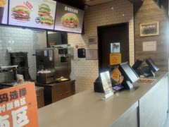 -汉堡王(梅村服务区南店)