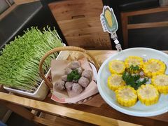-左庭右院鲜牛肉火锅(浦江欢乐颂店)