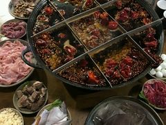 -白乐天毛肚火锅馆(南滨路店)