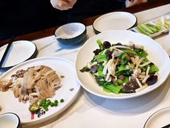 -梅利汴京烤鸭•开封豫菜地标店(东大街店)
