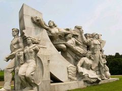 -上海市龙华烈士陵园