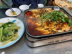 -邹胖哥好好吃餐馆(荔波美食街店)