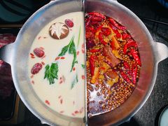 -湊湊火锅·茶憩(新中关购物中心店)