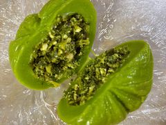 马兰头鲜肉青团-沈大成(南京东路店)