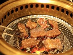 -山川小町·极番烧肉(新地假日广场店)