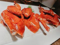 脆皮乳鸽-新荣记(BFC外滩金融中心店)