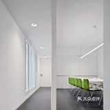 Monistrol-Vila站办公室立面改造与室内设计[胜利]