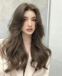 -安蒂护肤造型