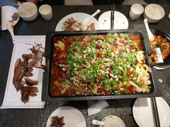 -万重锦·人文川菜馆(骡马市店)