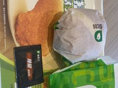香辣鸡翅（一对）-德克士(通惠门店)