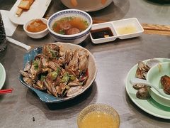 -潮界(LU·ONE凯德晶萃广场店)